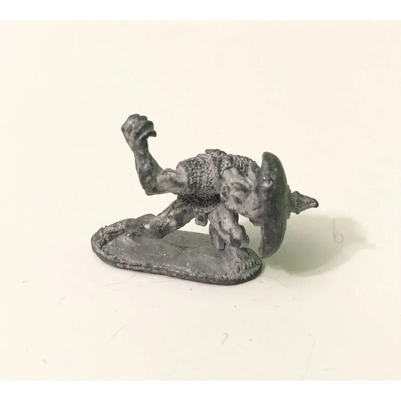 Vtg 1979 Ral Partha Dungeons And Dragons Miniature Metal  Figure - Picture 1 of 9